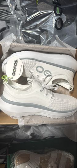Women’s OOFOS OOmy Stride White