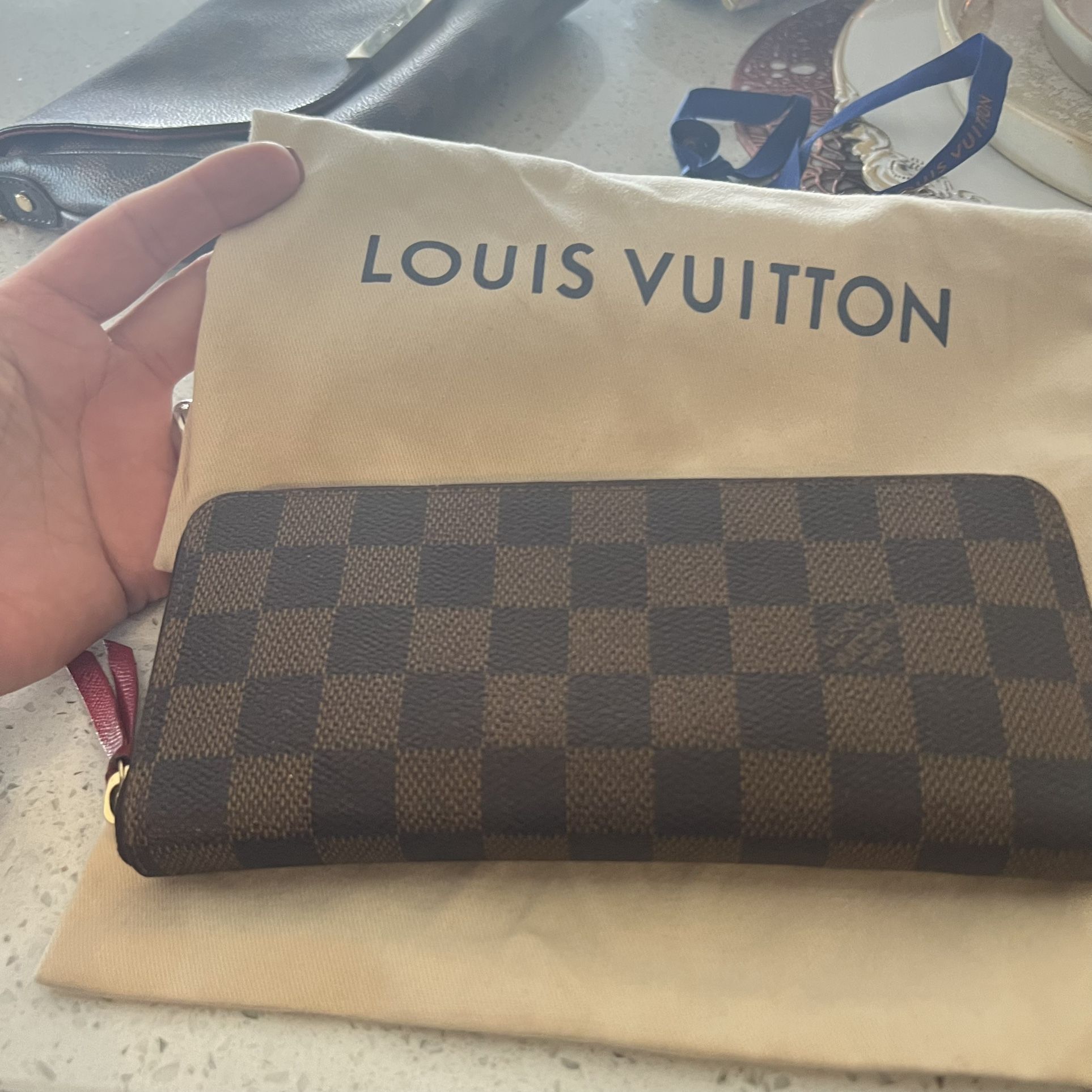 Louis Vuitton Wallet 