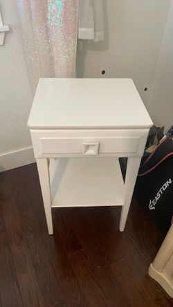 Dresser with night stand
