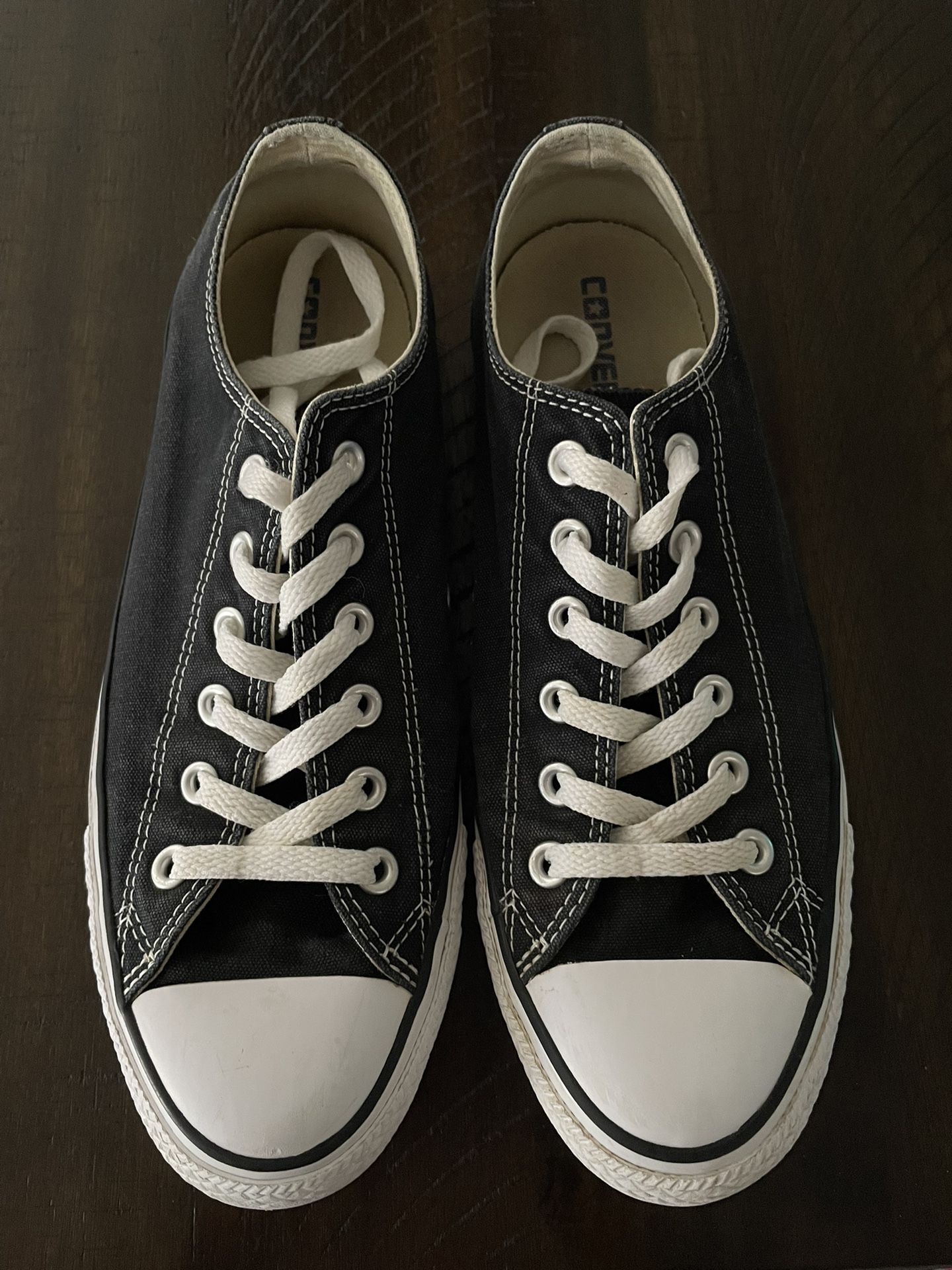 Converse Chuck Taylor Shoes Men’s Size 8