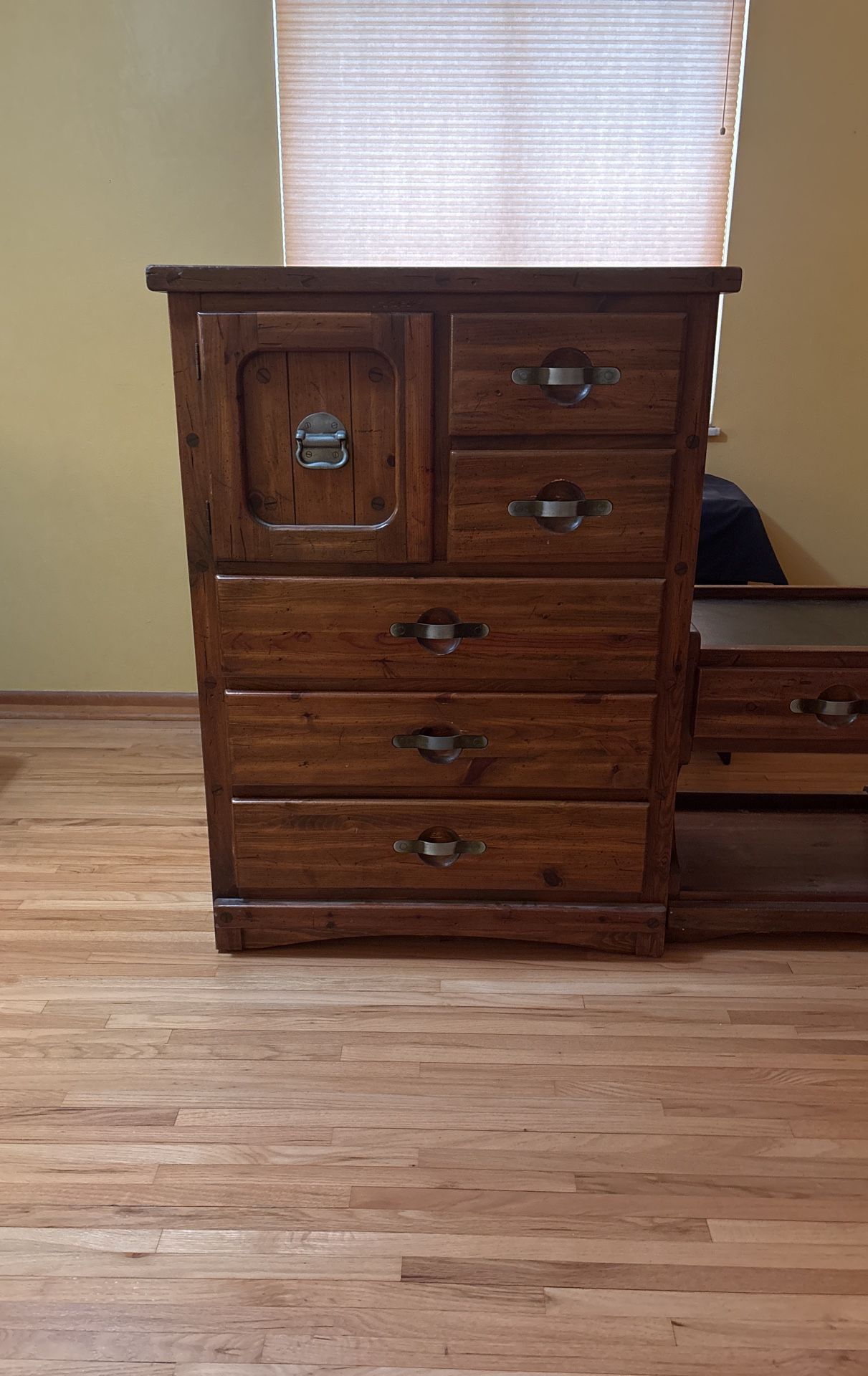 Drawer Chest and Nightstand