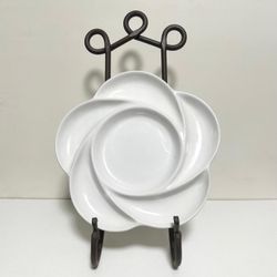 Vintage Mid Century Dansk Cafe Blanc Rim Collection White Flower Shaped Appetizer Platter