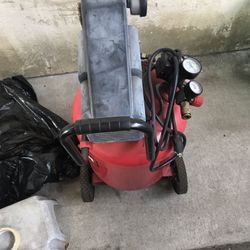 air compressor craftman $120