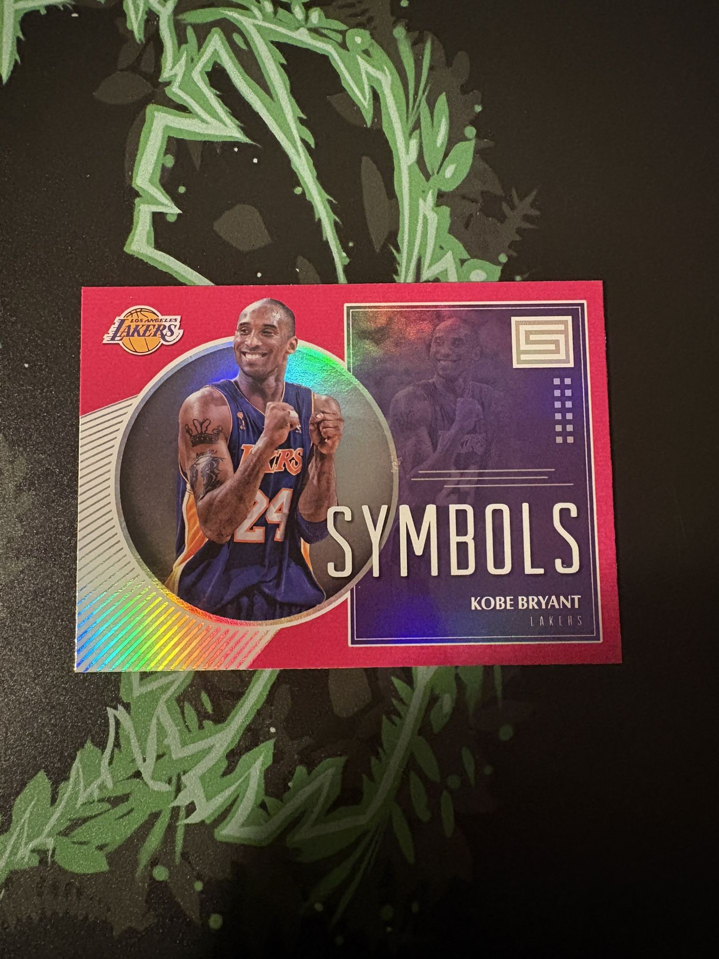 2018 Panini Status "Symbols" Kobe Bryant red parallel