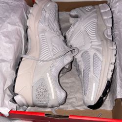 Woman’s Nike Zoom Vomero 5