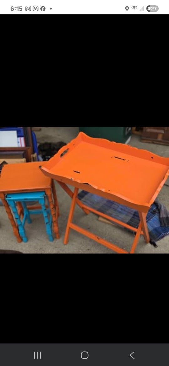 Distressed Nesting Tables