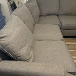 Moving Sell! Please Come With Your Best Reasonable Offer! Please! Must Be Gone By Friday 