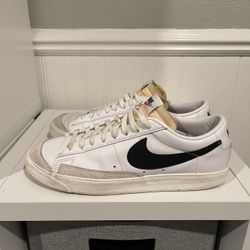 Nike Blazer Low Size 10.5 Shoes