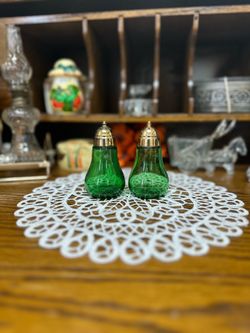 MCM Green Glass Light Bulb Salt & Pepper Shakers
