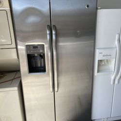 Ge Refrigerator 
