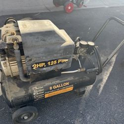 Central Pneumatic 8 Gallon Portable Air Compressor