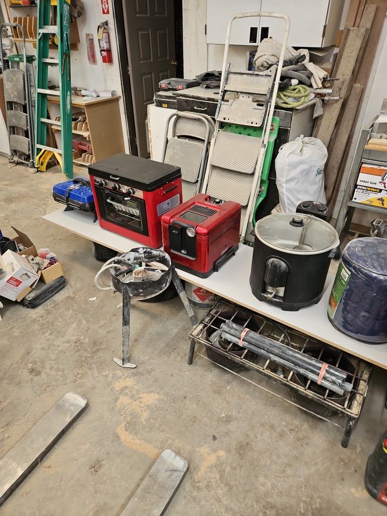 TOOL SALE DAILY 10:00 TILL 1:00 511 WIBUR AVE UNIT A-1 OUT OF TOWN 7/13 TO 7/16