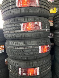 215/50/R17 las 4 llanta nuevas Supermax por $290
