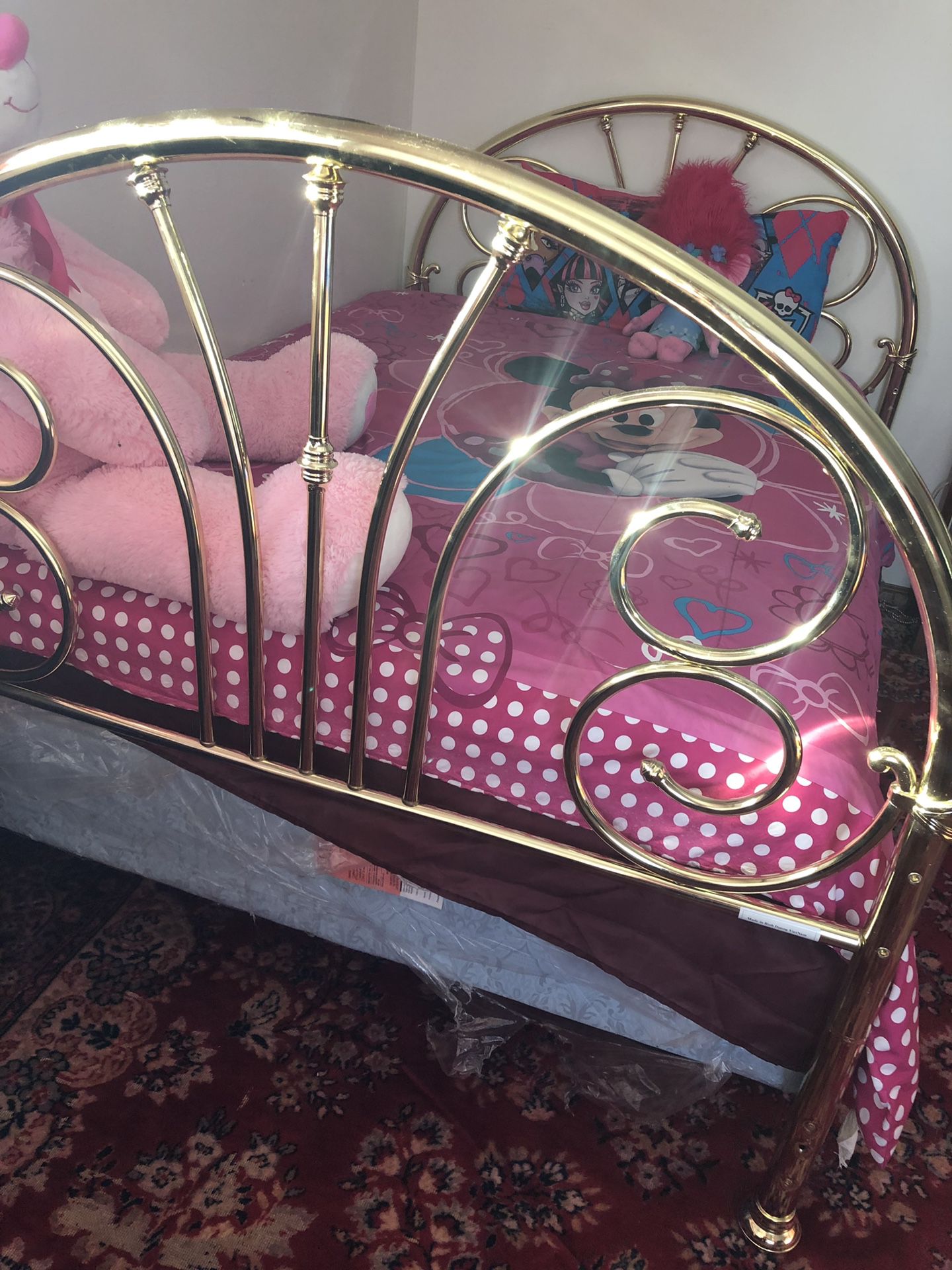 Full size bed set with frame