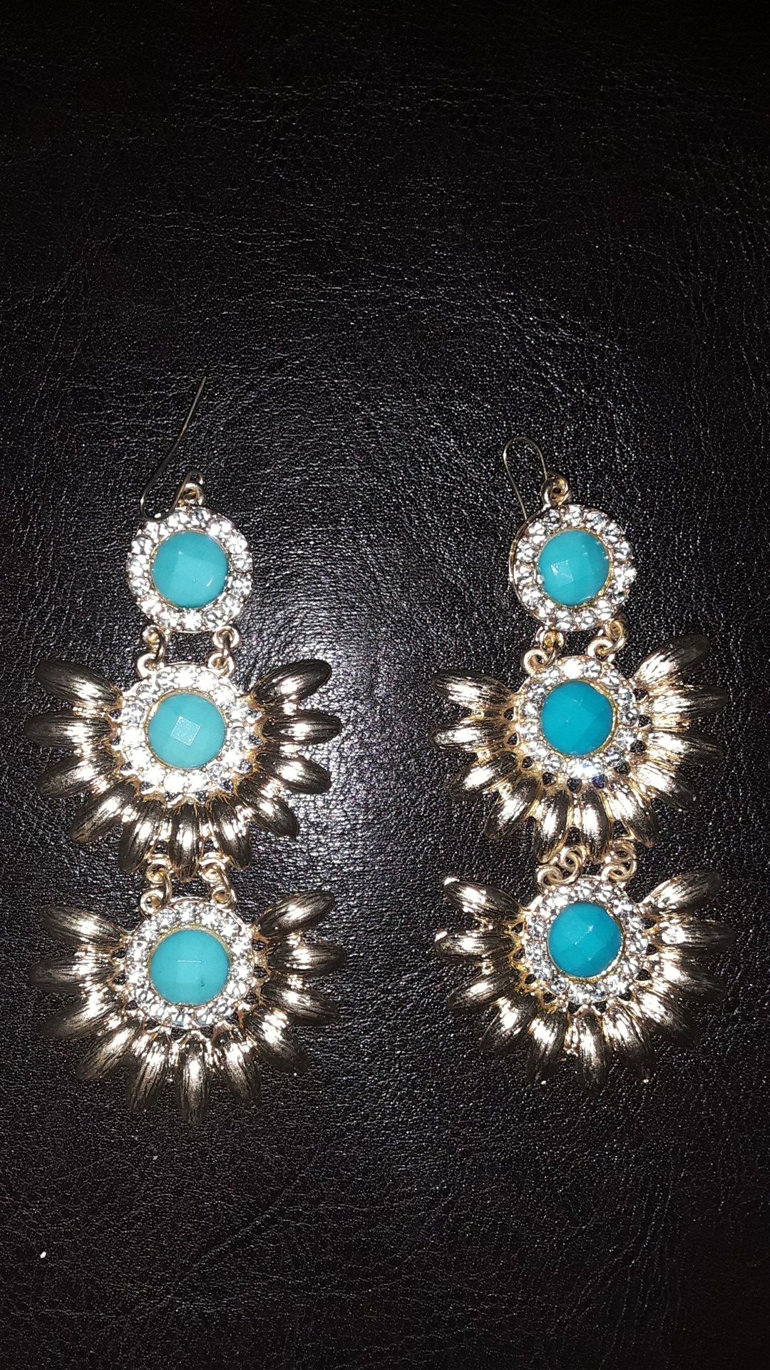 Beautiful turquoise rhinestone hook earrings