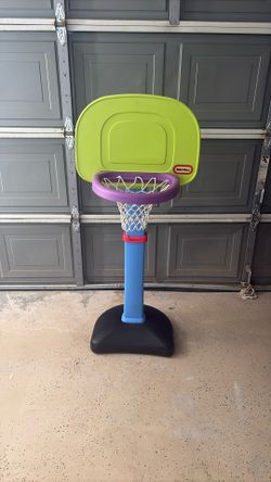 Little Tiles Adjustable Basketball  Hoop