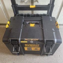 Dewalt Tough System Rolling Tool Box.
