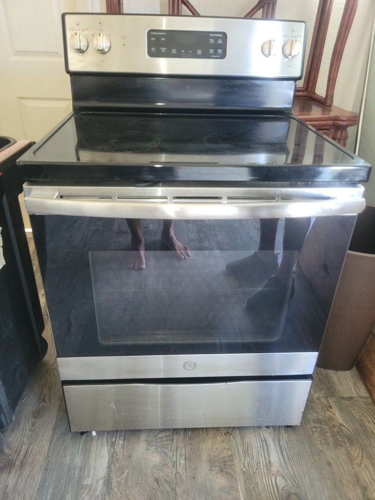 GE Stainless Oven