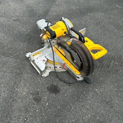 DeWalt 12” Sliding Miter Saw