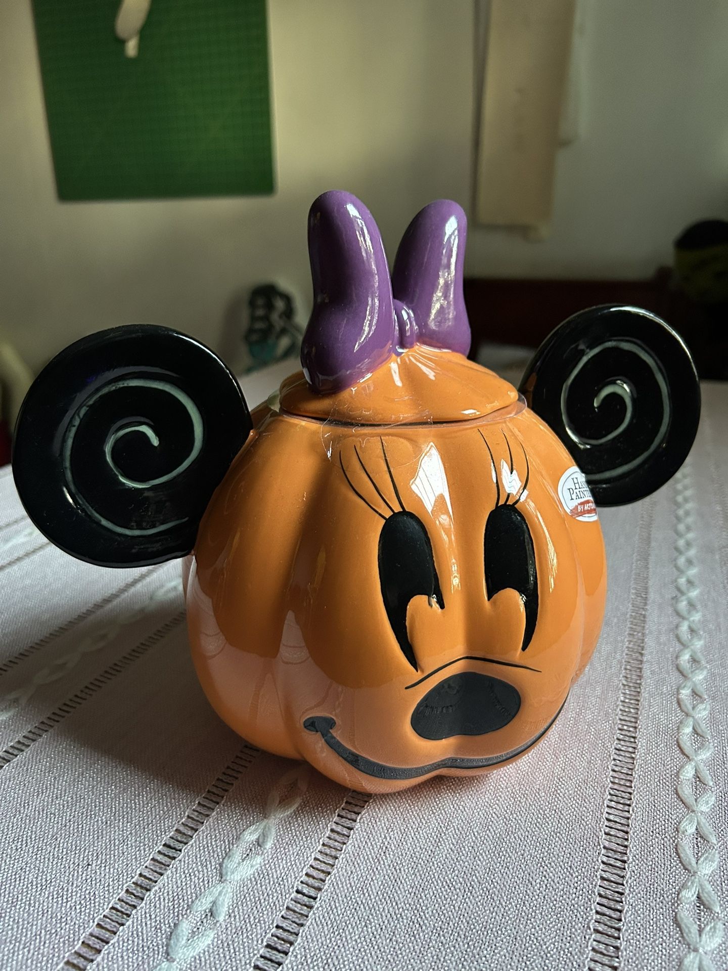 New Minnie Mouse Jack-o’-lantern Ceramic Pumpkin Cookie Jar