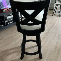 2 High Chairs 