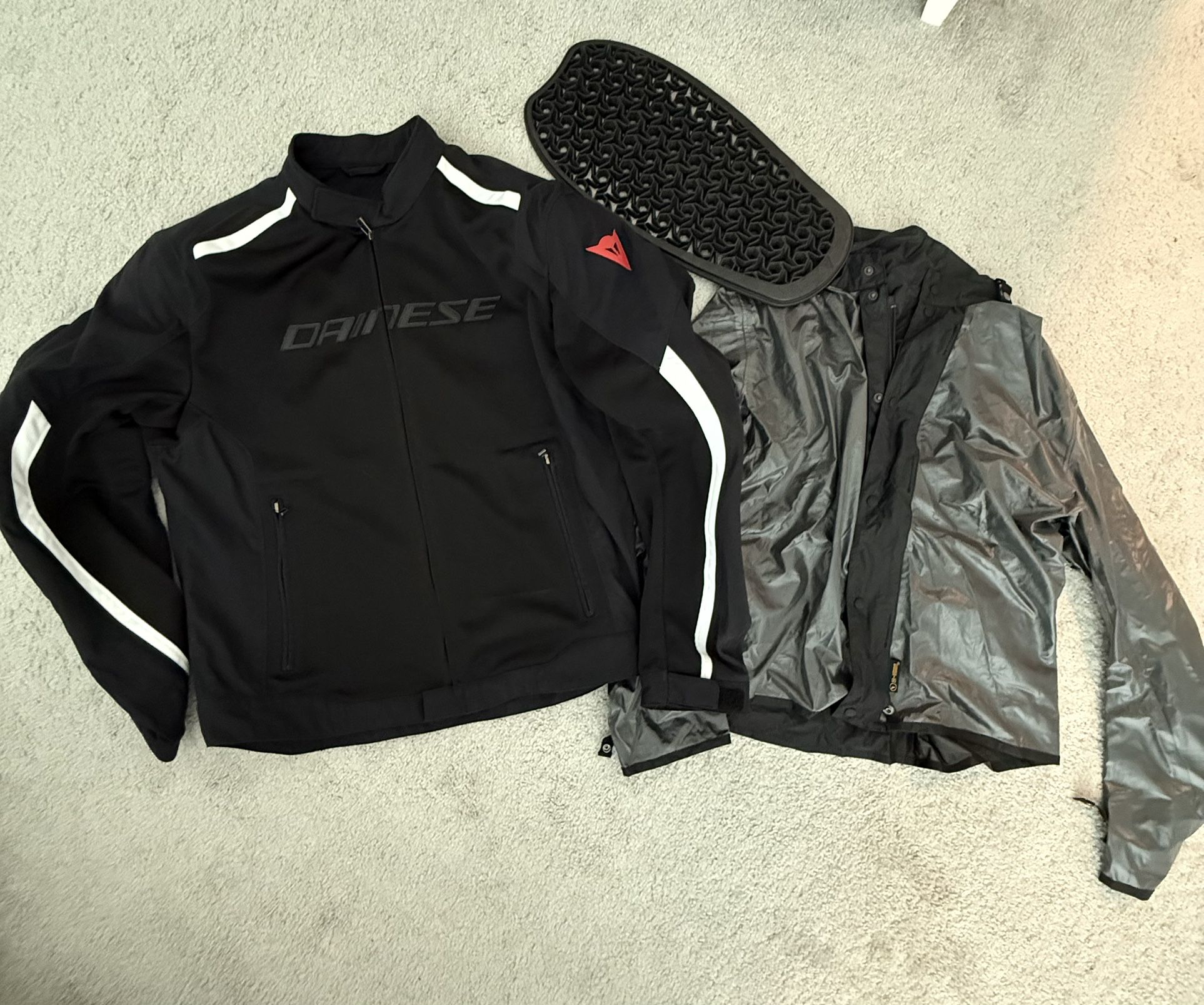 Dainese Hydra Flux 2 Air D-Dry Jacket + Dainese Pro Shape Back Protector