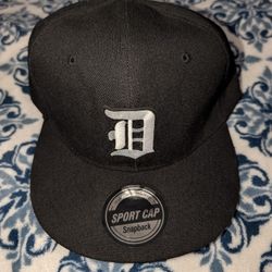 Detroit Tigers black snapback hat #MLB #baseball