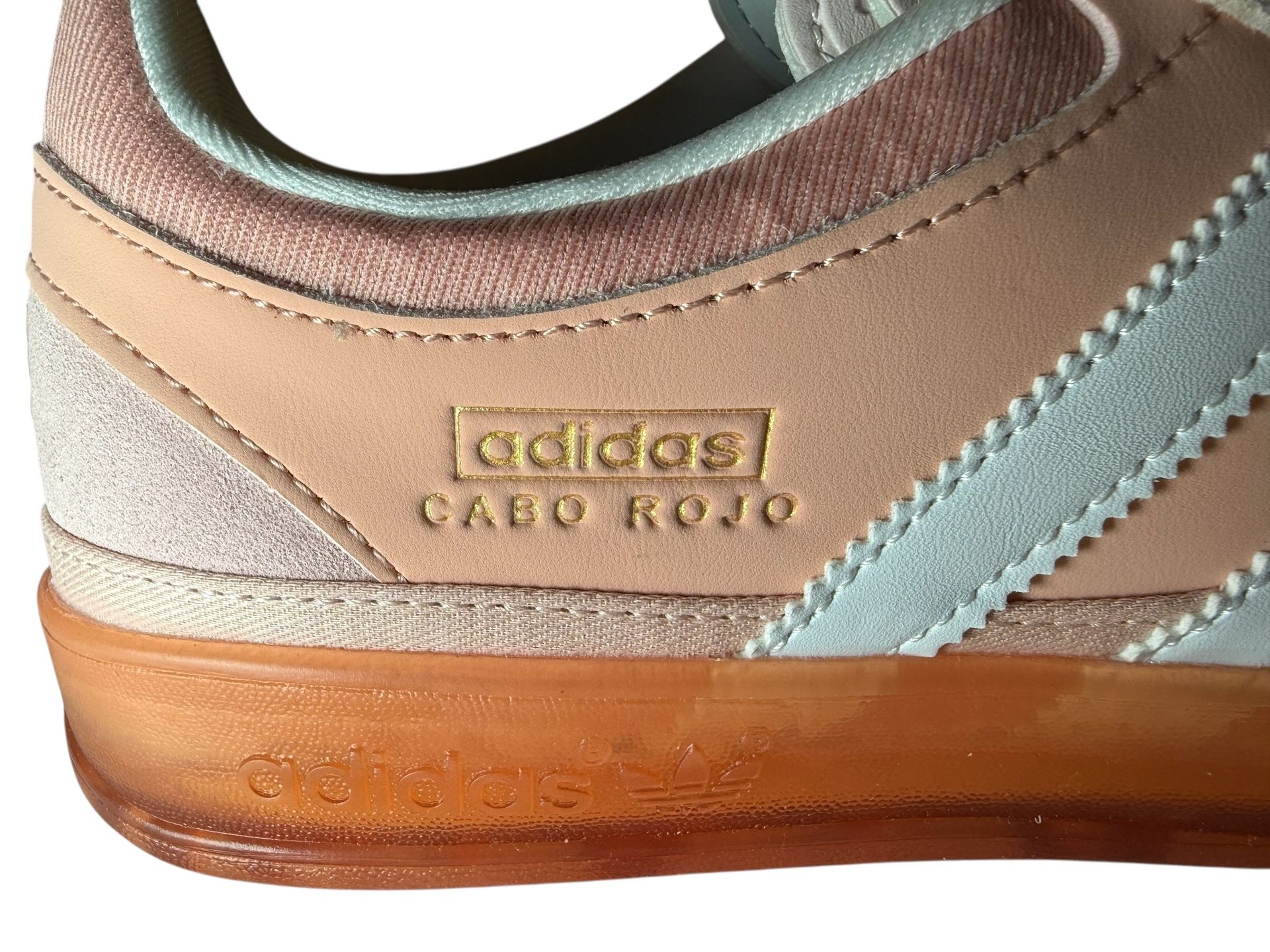 Adidas Gazelle Indoor Para Bad Bunny “Cabo Rojo”