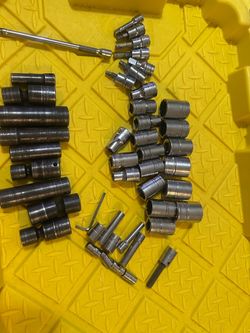 Snap on sockets