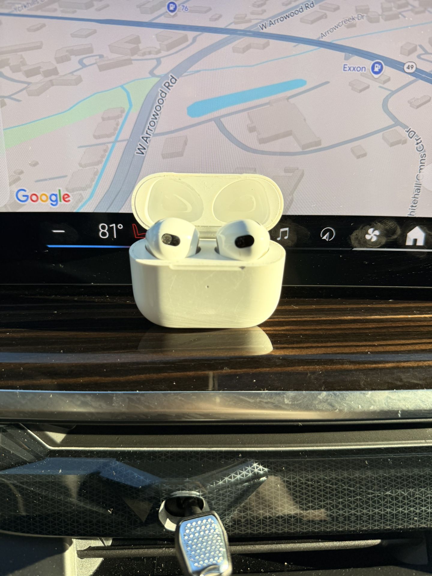 AirPod 3rd gen Model A2564 Authentic