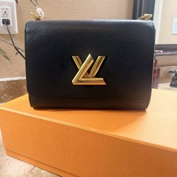 Louis Vuitton Twist MM
