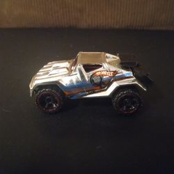 2009 Hot Wheels Silver Chrome RD-05 AcceleRacers: Racing Drones Series (B38)