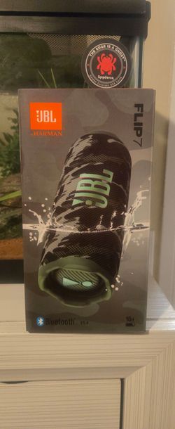 JBL Flip 7 Bluetooth Speaker – Squad Camo