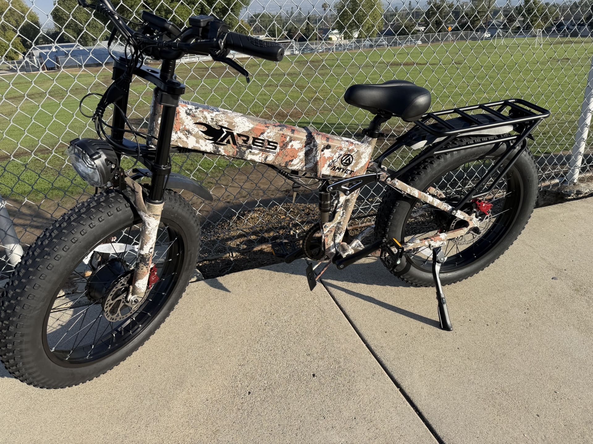 ⚡ Foldable ARES 3000W Dual Motor E-Bike – New in Box ⚡