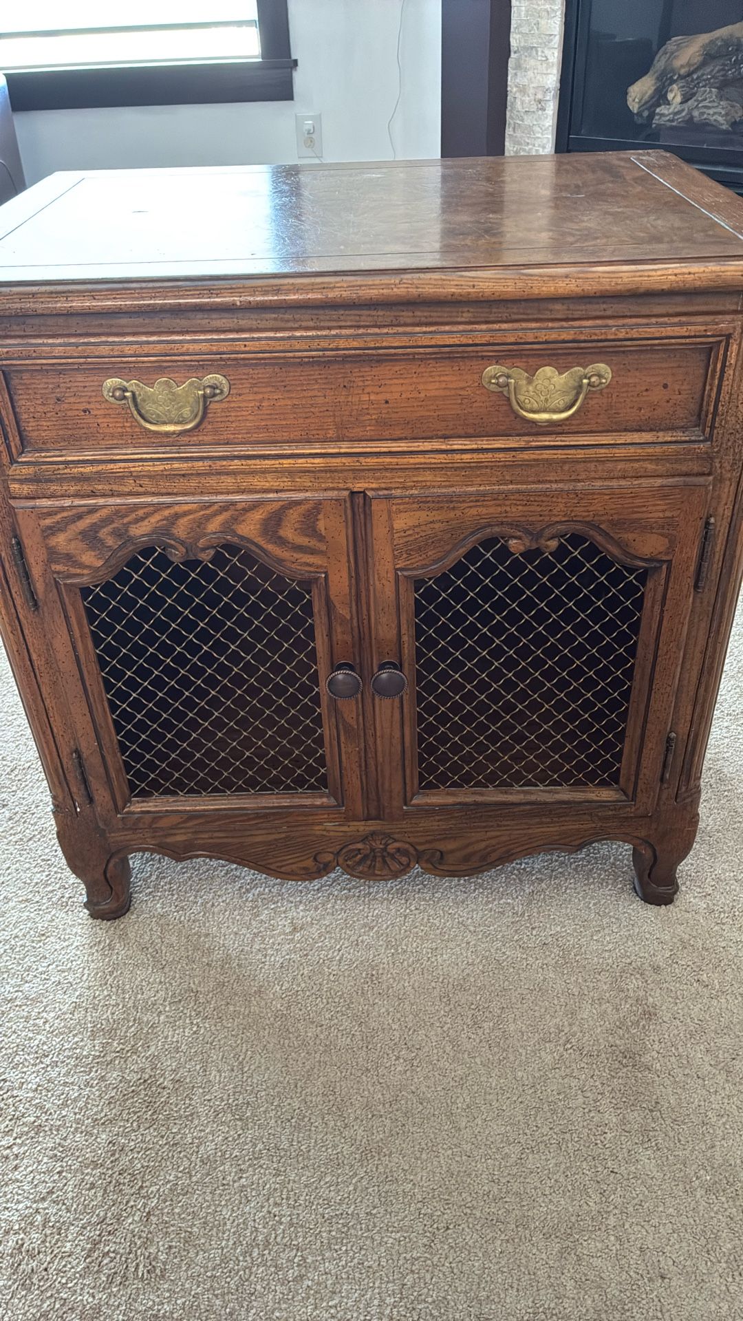 End Table / Nightstand