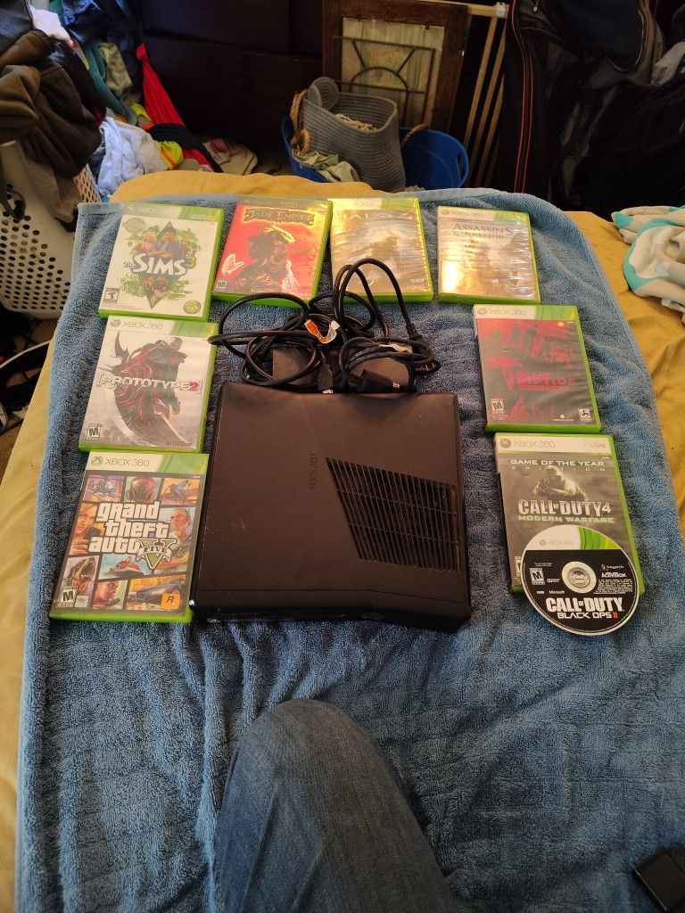 Xbox 360 With Nine Games