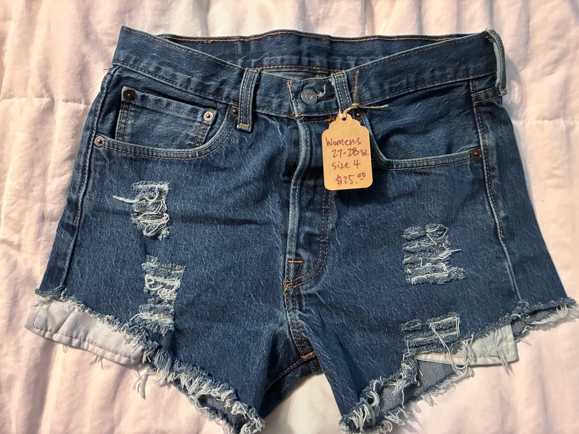 Levi’s 501 Cut Offs