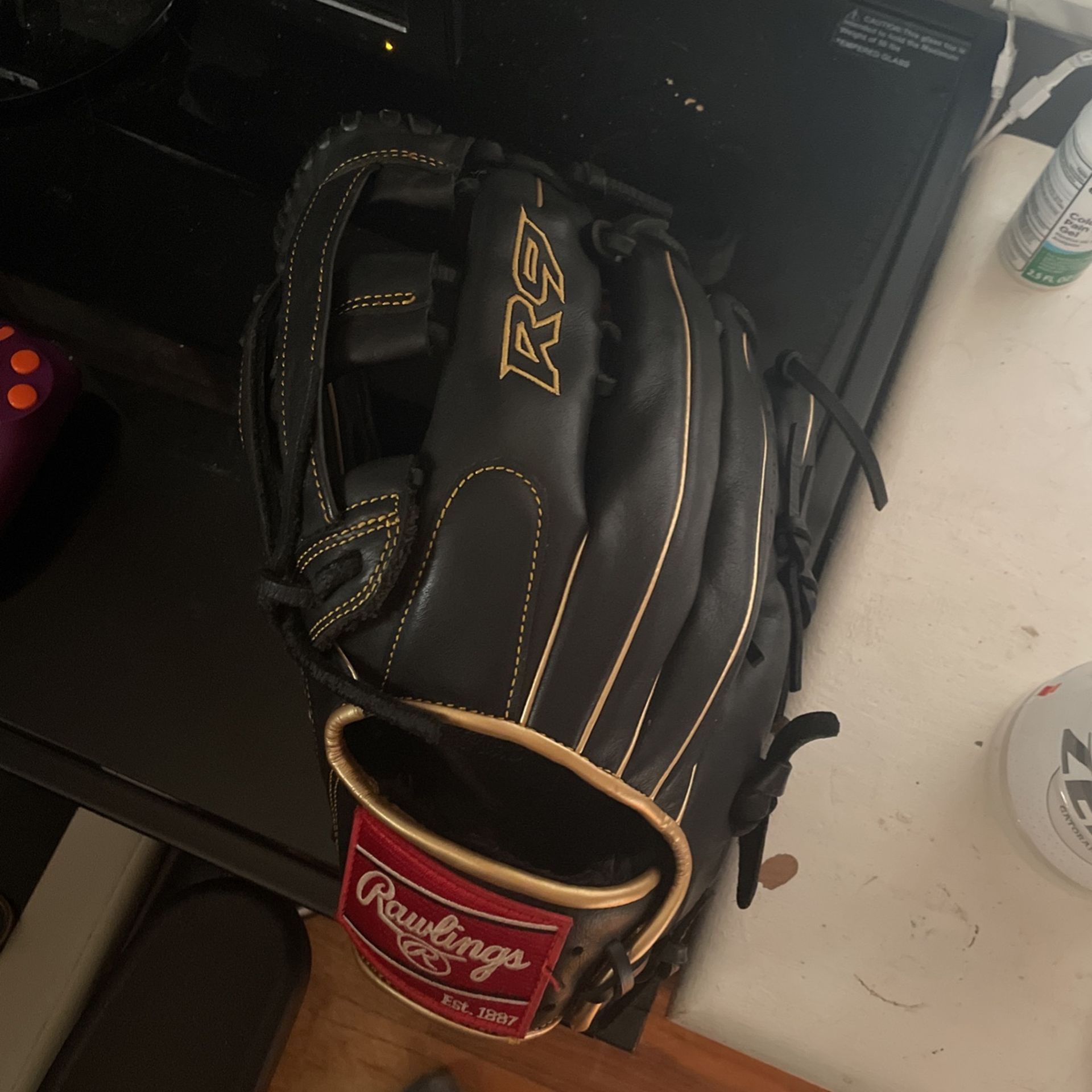 Rawlings, R9 Series Baseball Glove, 12.75inch, Left Hand Throwing 