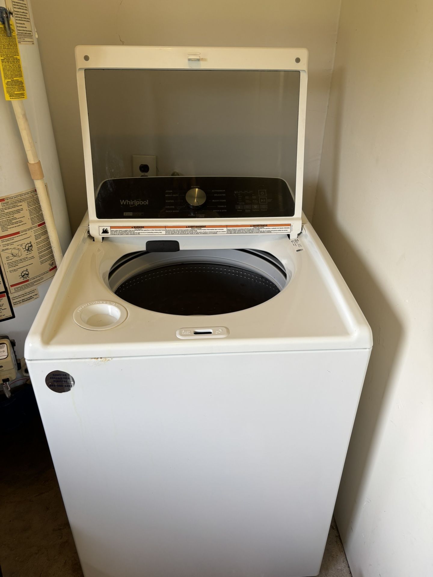Whirlpool Washer & Dryer (2yrs old)