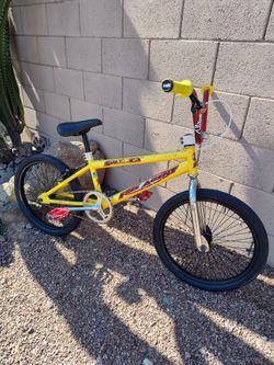 Free agent 20" BMX