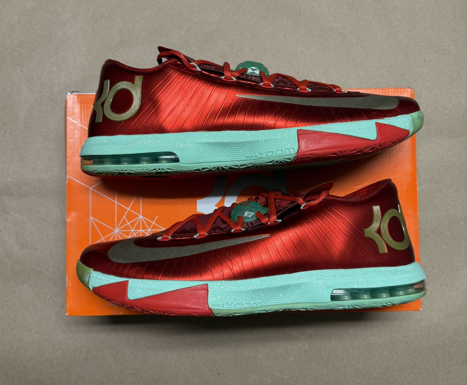 Nike KD 6 Kevin Durant men’s Christmas basketball shoes size 14!