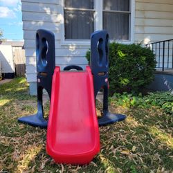 LITTLE TIKES HIDE AND CLIMB SLIDER