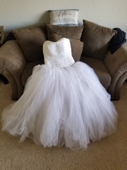 Cassini Designer Wedding Dress Size 8