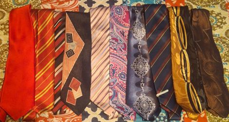NECK TIE BUNDLE