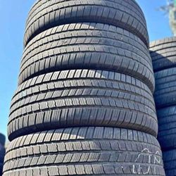 245/55R19 Marca Michelin Usadas En Perfecta Condiciónes De Vida