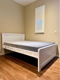 White full bed and mattress