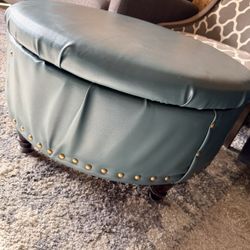 Halloways Sea Blue Ottoman D32x32"H18