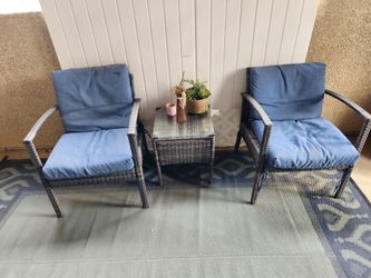 Beautiful Outdoor Wicker Patio Set