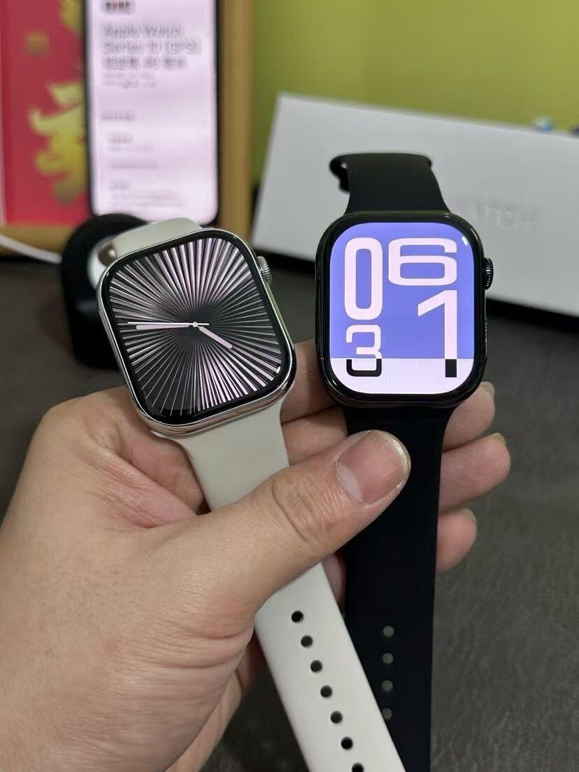 Apple Watch Series 10 44mm+ New Rubber Wrist Band + All Accessories + Working Applecare