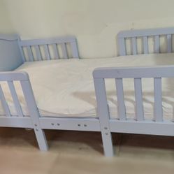 toddler bed